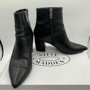 Steve Madden Nadalie Black Leather Ankle Boots Block Heel Women’s Sz 7.5